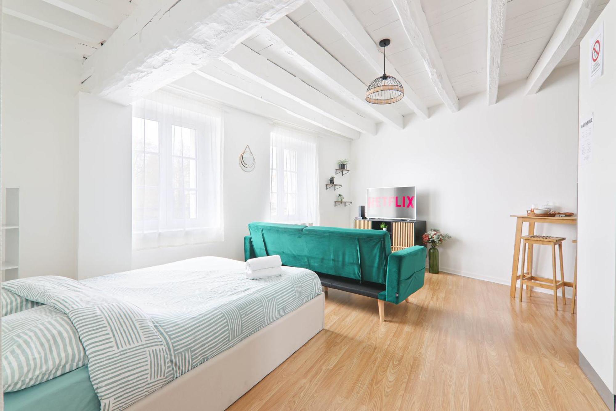Studio Chaleureux A Etampes, France Exteriér fotografie